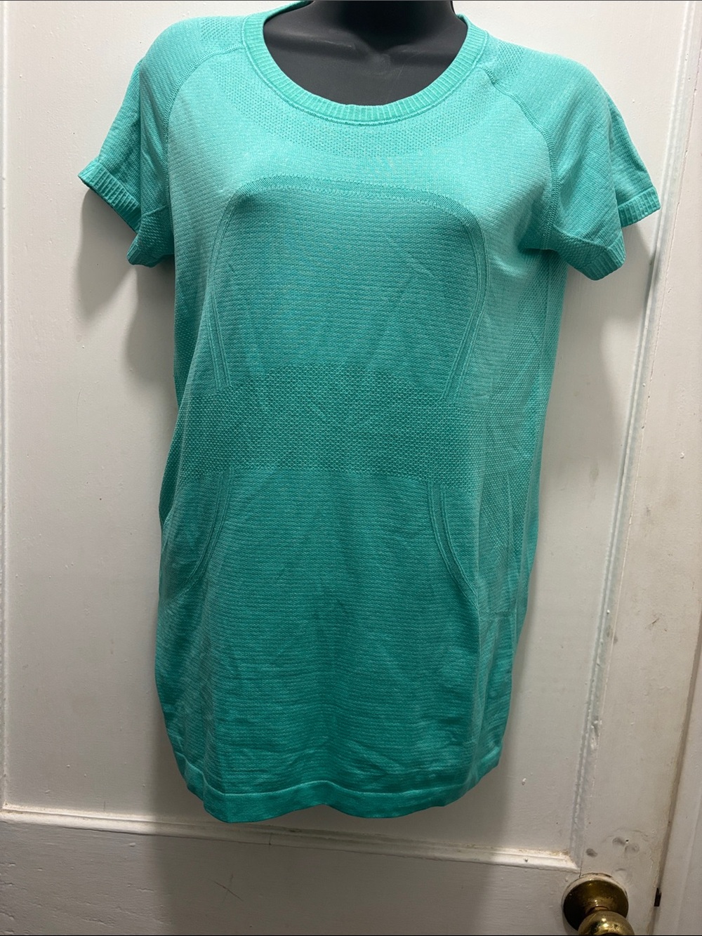 lululemon athletica Short Sleeve Crew Tunic in Teal